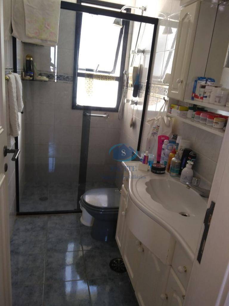 Apartamento à venda com 3 quartos, 220m² - Foto 10