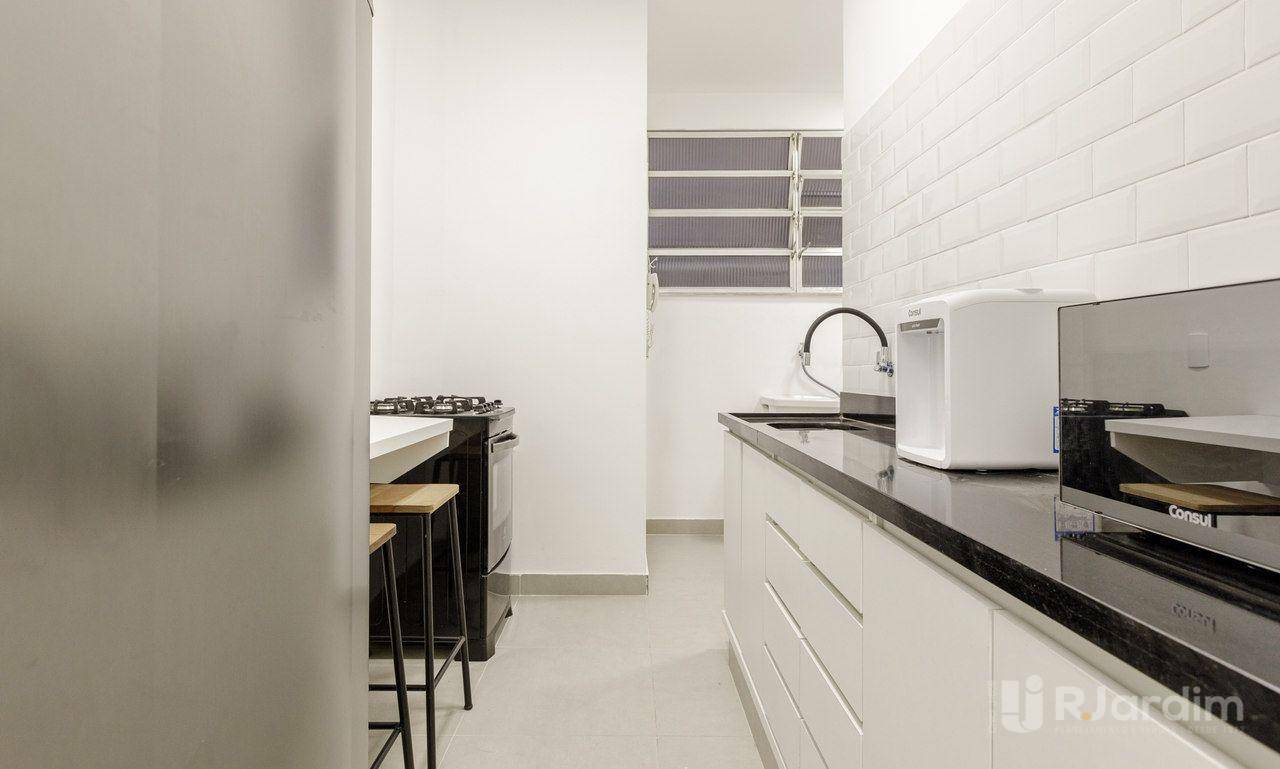 Apartamento para alugar com 3 quartos, 115m² - Foto 9