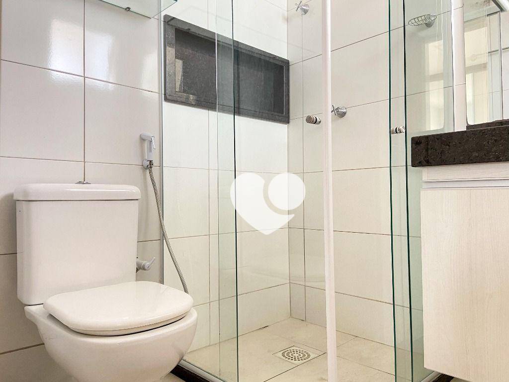 Apartamento à venda com 3 quartos, 157m² - Foto 18