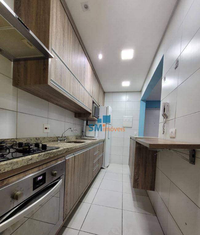 Apartamento à venda com 2 quartos, 75m² - Foto 3