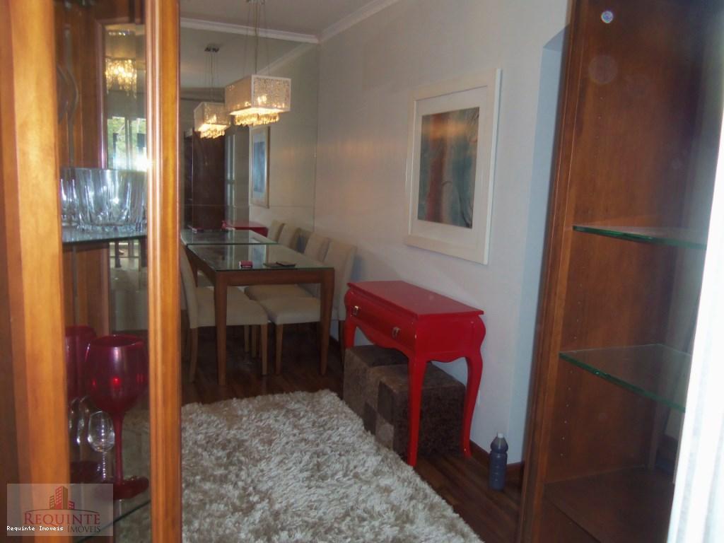 Apartamento para alugar com 2 quartos, 62m² - Foto 13