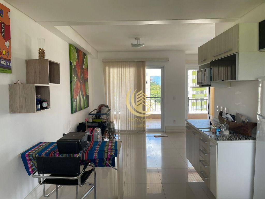 Apartamento à venda com 3 quartos, 253m² - Foto 1