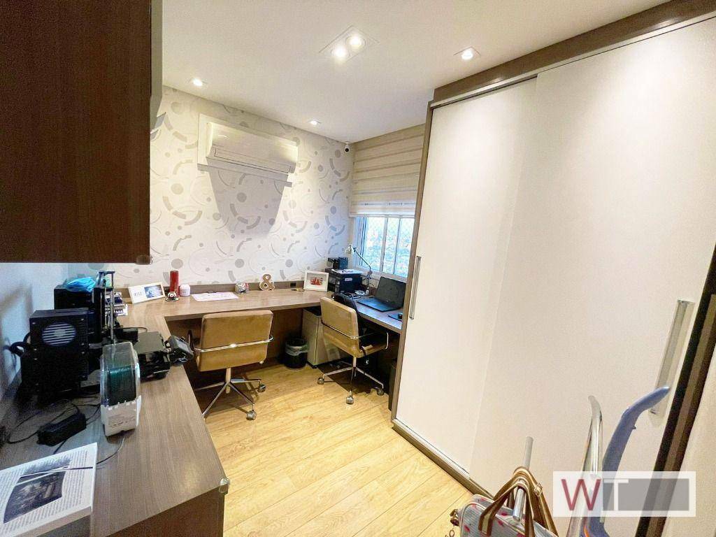 Apartamento à venda com 3 quartos, 146m² - Foto 8