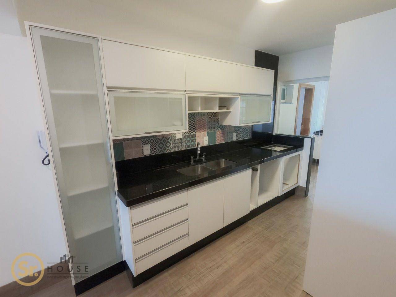 Apartamento à venda com 3 quartos, 185m² - Foto 15