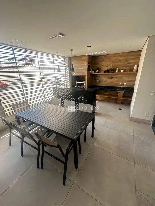 Apartamento à venda com 2 quartos, 57m² - Foto 31