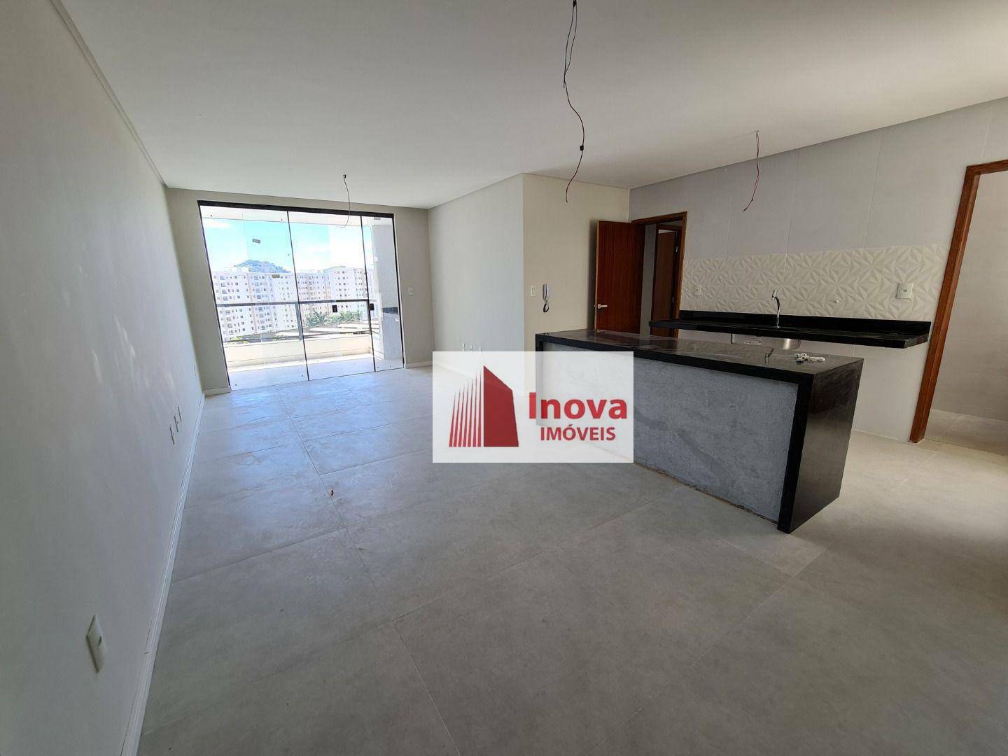 Apartamento à venda com 3 quartos, 104m² - Foto 1