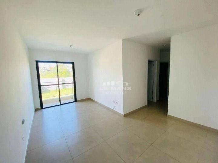 Apartamento à venda com 3 quartos, 80m² - Foto 3