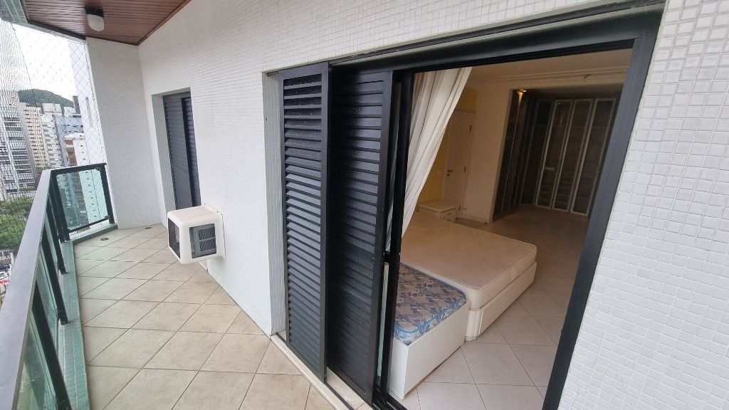 Apartamento à venda com 4 quartos, 200m² - Foto 16