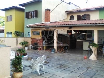 Sobrado à venda com 3 quartos, 246m² - Foto 21