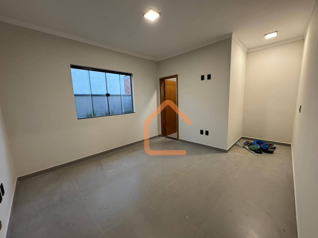 Casa à venda com 3 quartos, 92m² - Foto 6