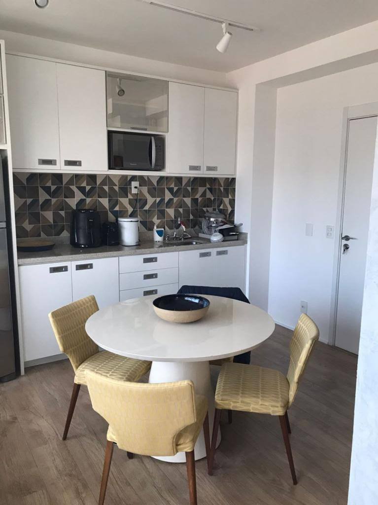 Apartamento à venda com 2 quartos, 85m² - Foto 2