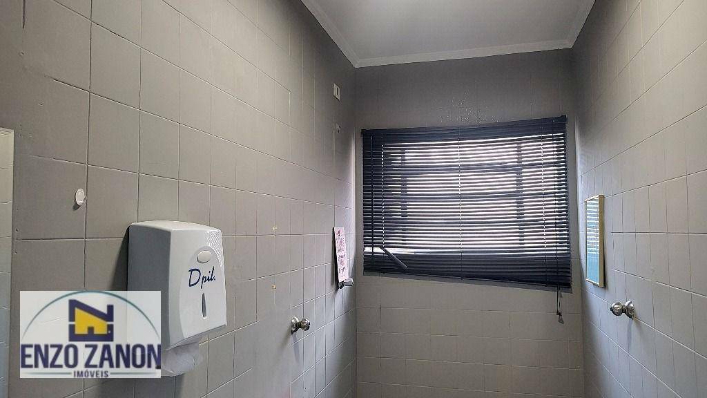 Casa à venda e aluguel com 3 quartos, 258m² - Foto 12