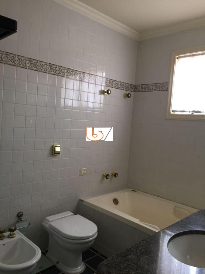 Casa de Condomínio para alugar com 4 quartos, 420m² - Foto 18
