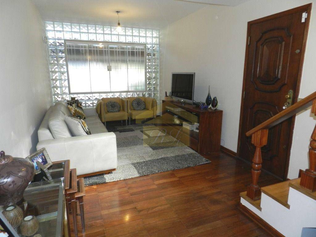 Sobrado à venda com 3 quartos, 179m² - Foto 1