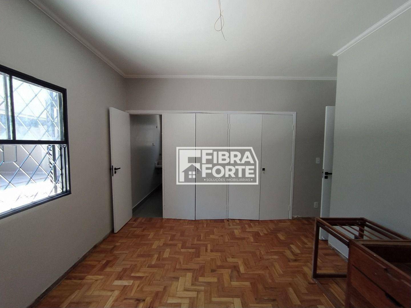 Casa à venda com 3 quartos, 162m² - Foto 8