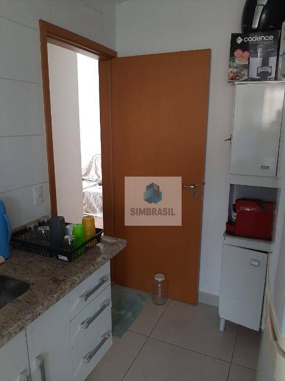 Apartamento à venda com 2 quartos, 60m² - Foto 7