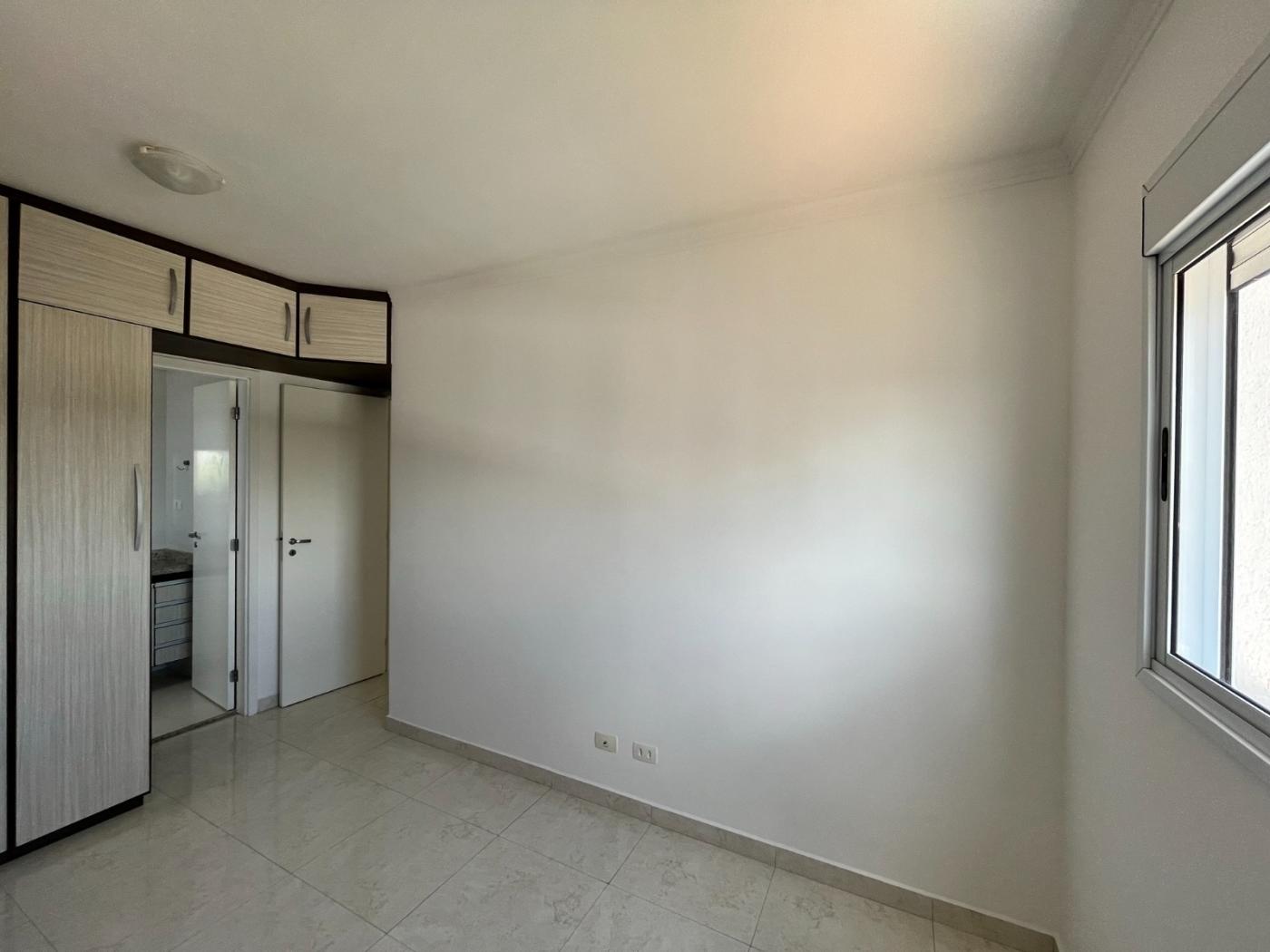 Apartamento para alugar com 2 quartos, 60m² - Foto 10