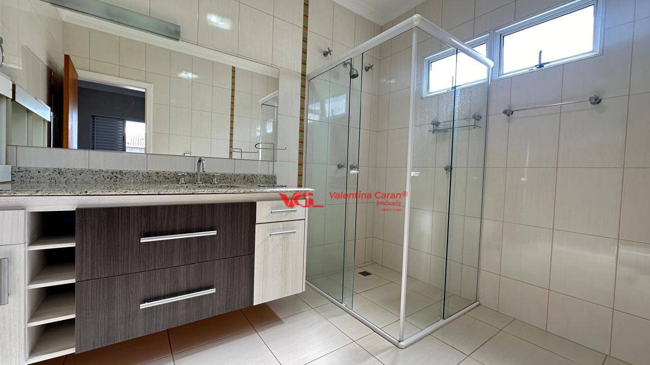 Sobrado à venda com 3 quartos, 298m² - Foto 17