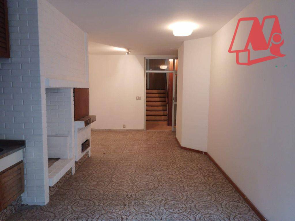 Casa à venda e aluguel com 3 quartos, 371m² - Foto 37