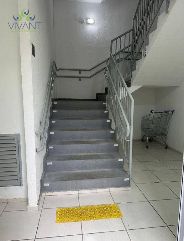 Apartamento para alugar com 2 quartos, 44m² - Foto 7