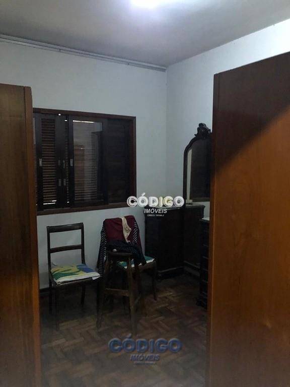 Casa à venda e aluguel com 4 quartos, 300m² - Foto 17