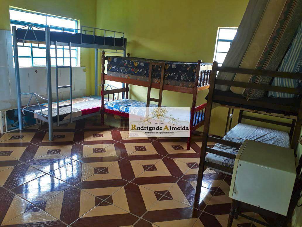 Chácara à venda com 3 quartos, 150m² - Foto 8