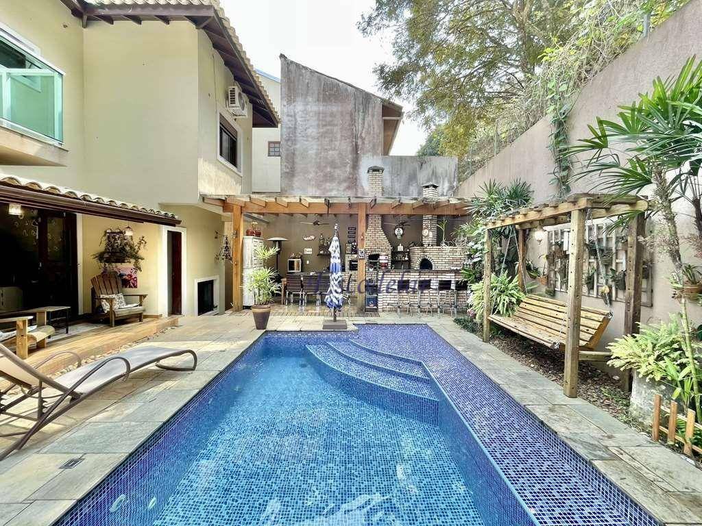 Casa de Condomínio à venda com 3 quartos, 323m² - Foto 45