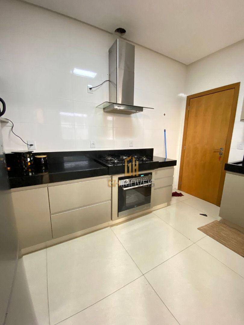 Casa de Condomínio à venda com 4 quartos, 193m² - Foto 40