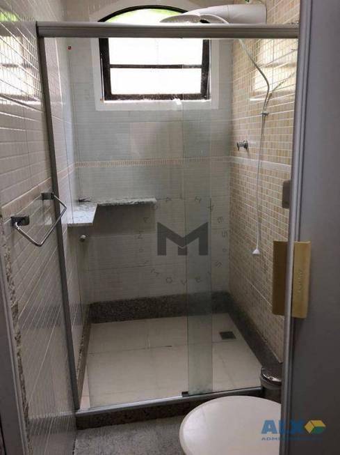 Casa à venda com 4 quartos, 200m² - Foto 14