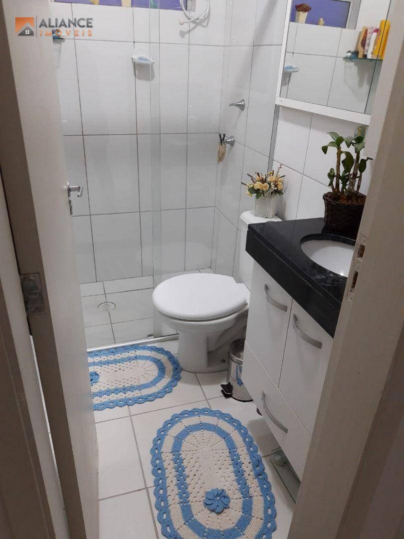 Apartamento à venda com 2 quartos, 58m² - Foto 11