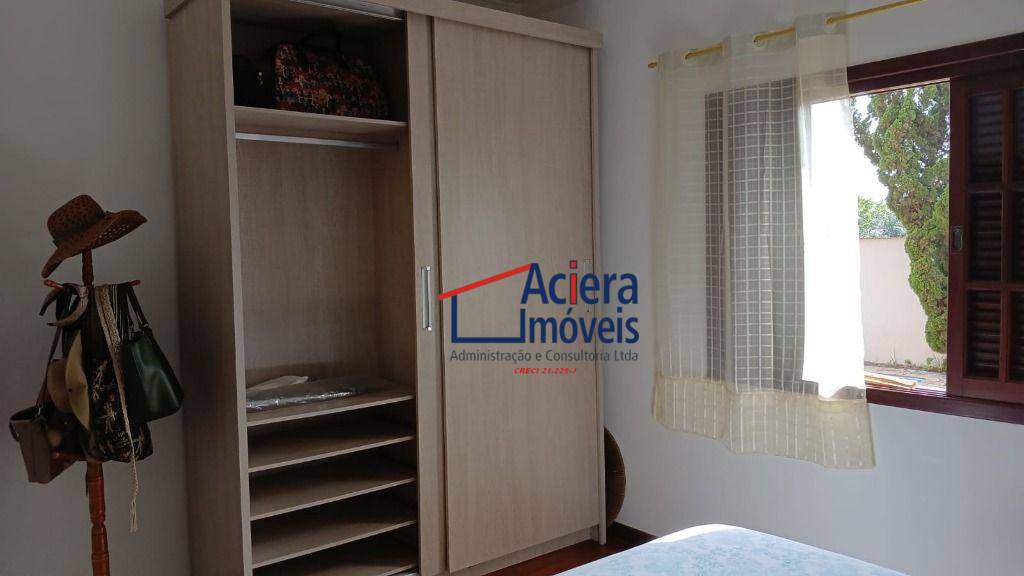 Casa de Condomínio à venda com 3 quartos, 217m² - Foto 9