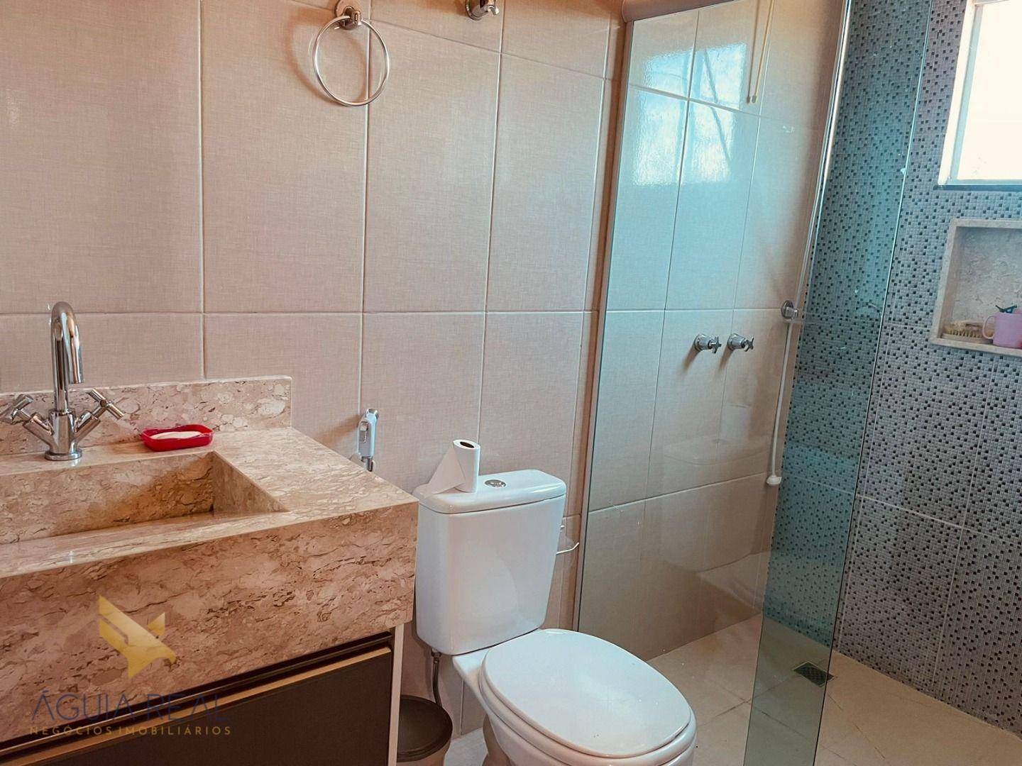 Sobrado à venda com 3 quartos, 220m² - Foto 8