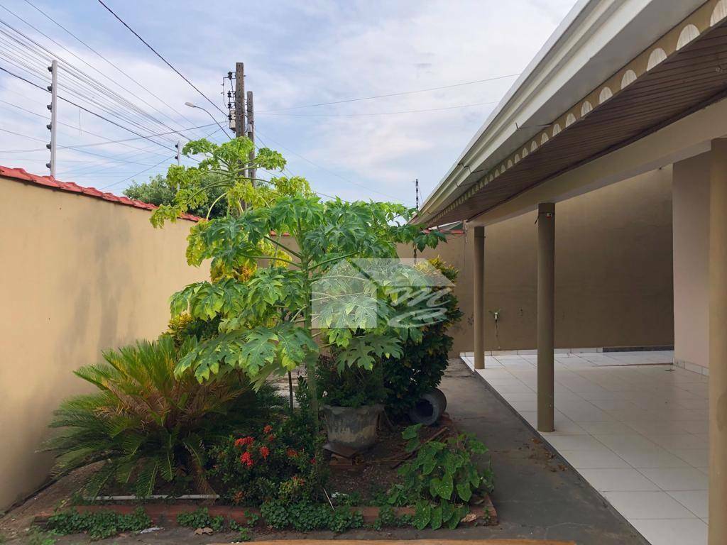 Casa, 3 quartos, 205 m² - Foto 3