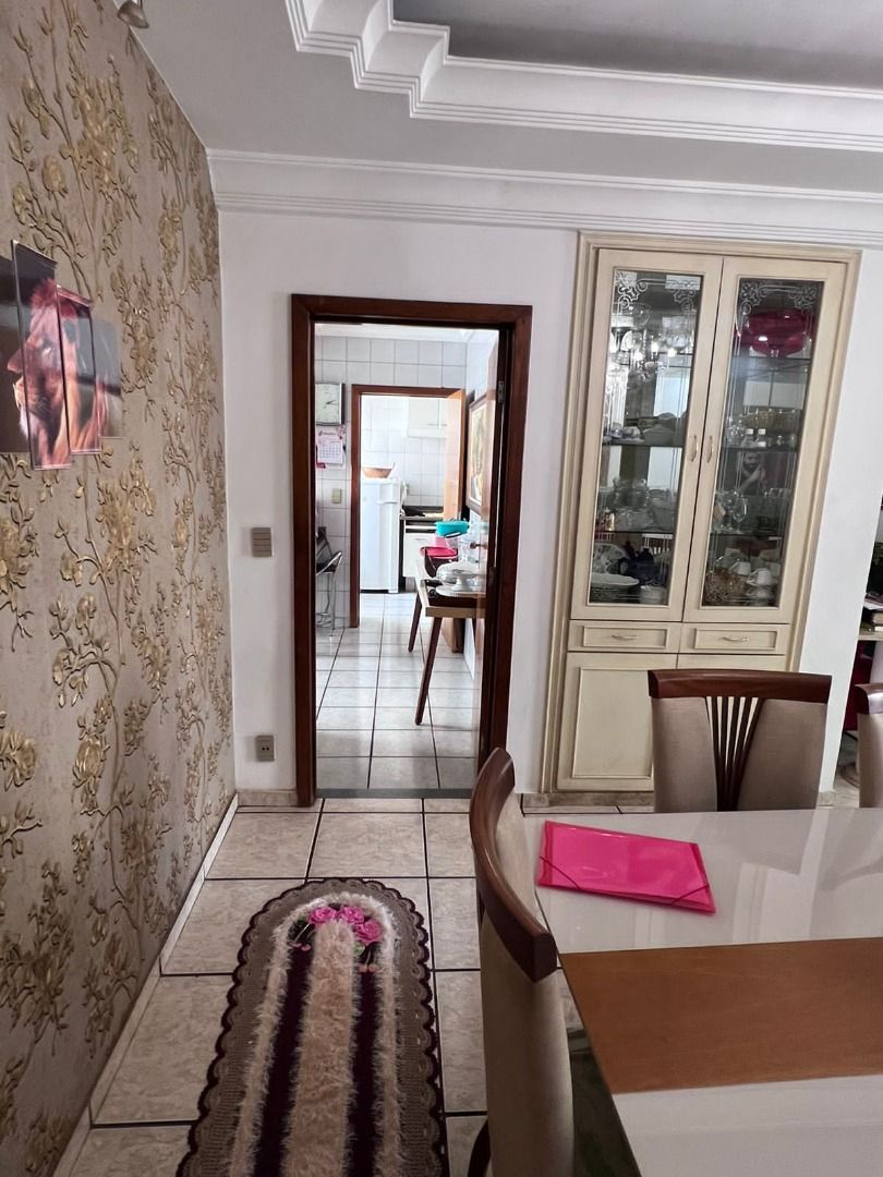 Apartamento à venda com 3 quartos, 162m² - Foto 5