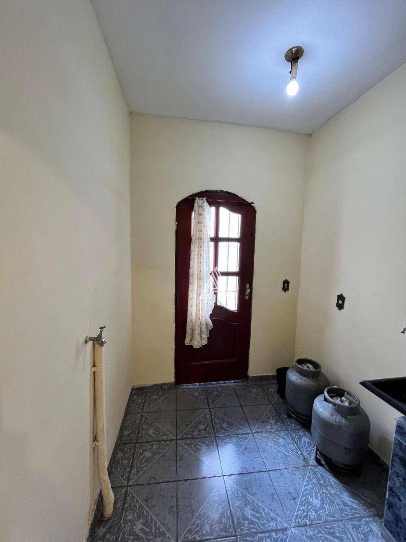 Sobrado à venda com 4 quartos, 182m² - Foto 46