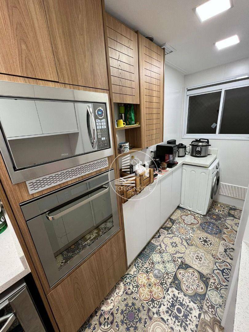 Apartamento à venda com 2 quartos, 82m² - Foto 6