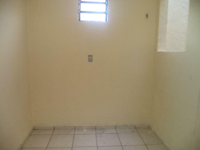 Apartamento para alugar com 1 quarto, 58m² - Foto 9