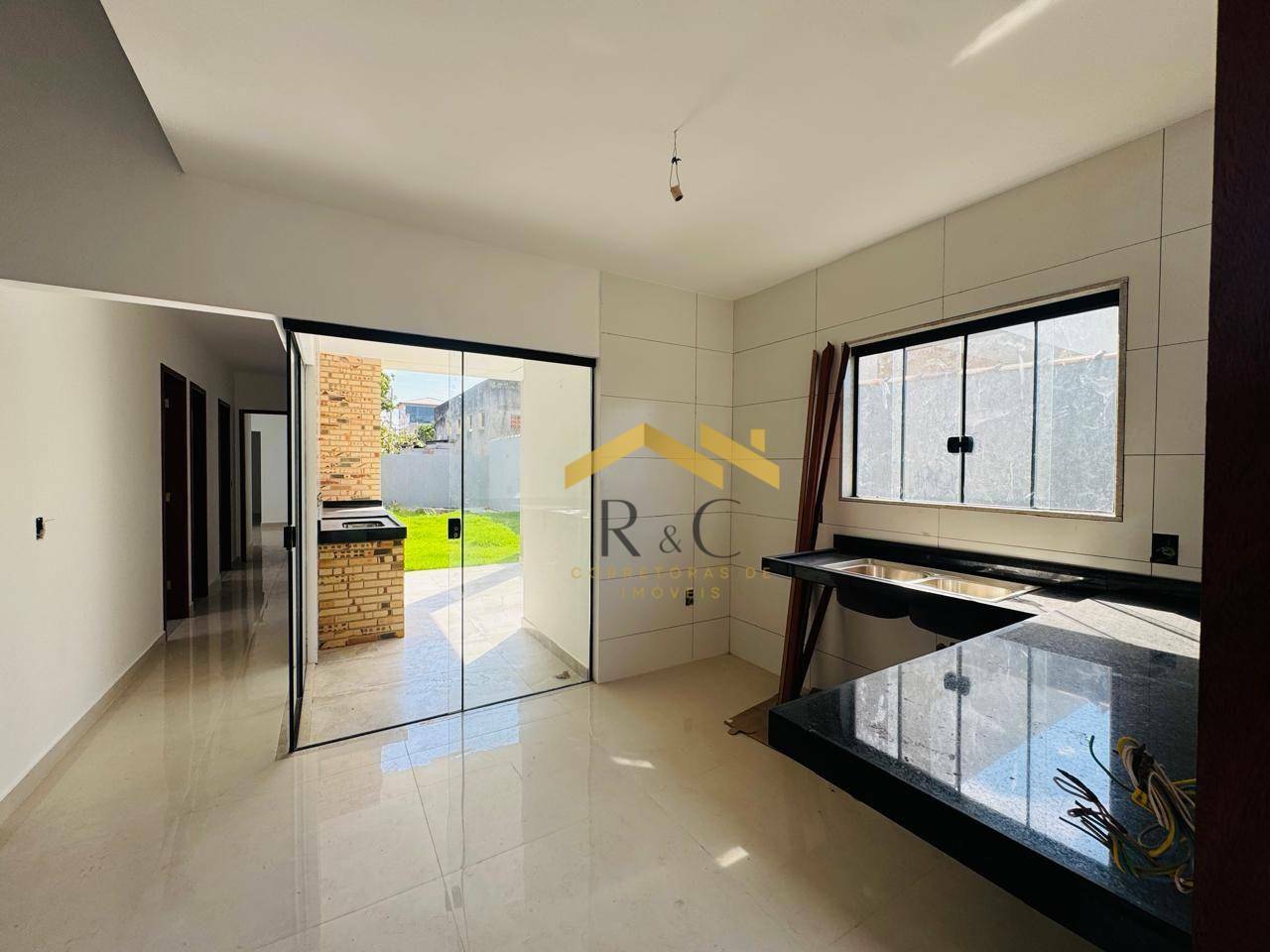 Casa à venda com 3 quartos, 130m² - Foto 5