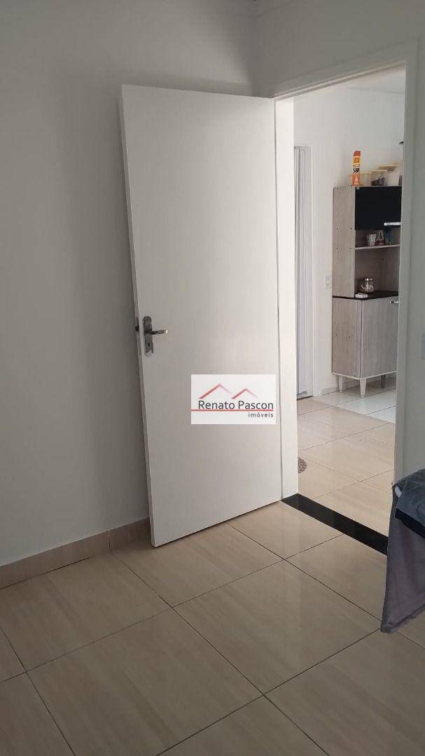 Apartamento à venda com 2 quartos, 49m² - Foto 4