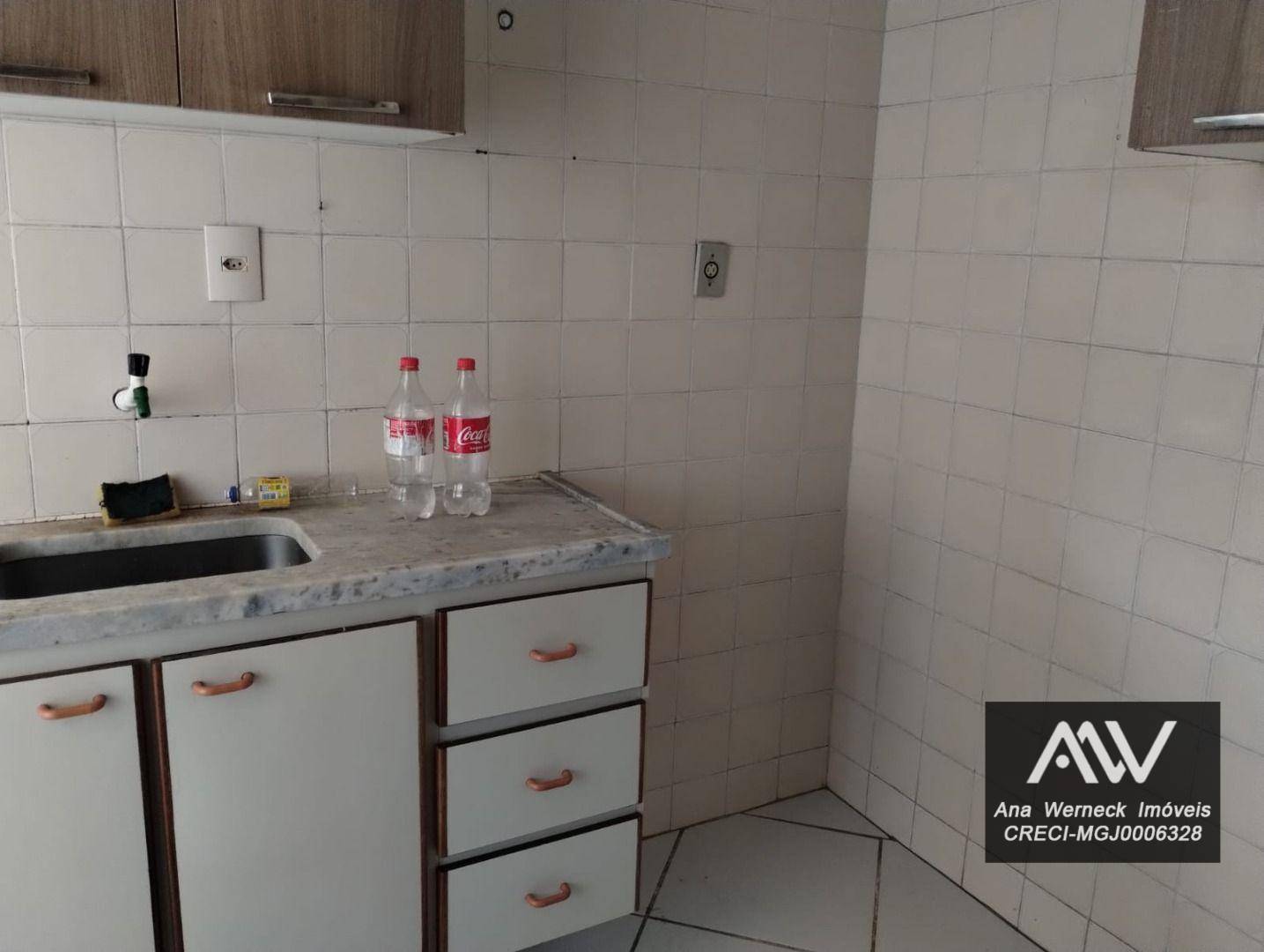 Apartamento à venda com 2 quartos, 60m² - Foto 15