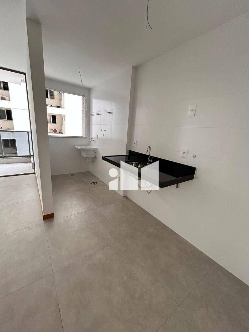 Apartamento à venda com 2 quartos, 60m² - Foto 12