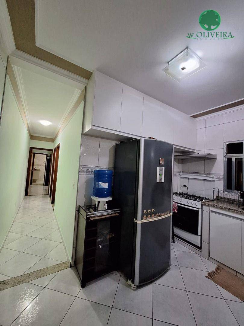 Casa à venda com 2 quartos, 130m² - Foto 9