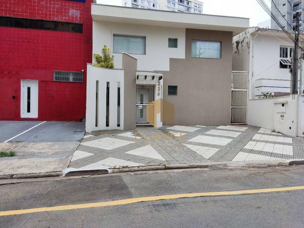 Casa à venda com 7 quartos, 280m² - Foto 1