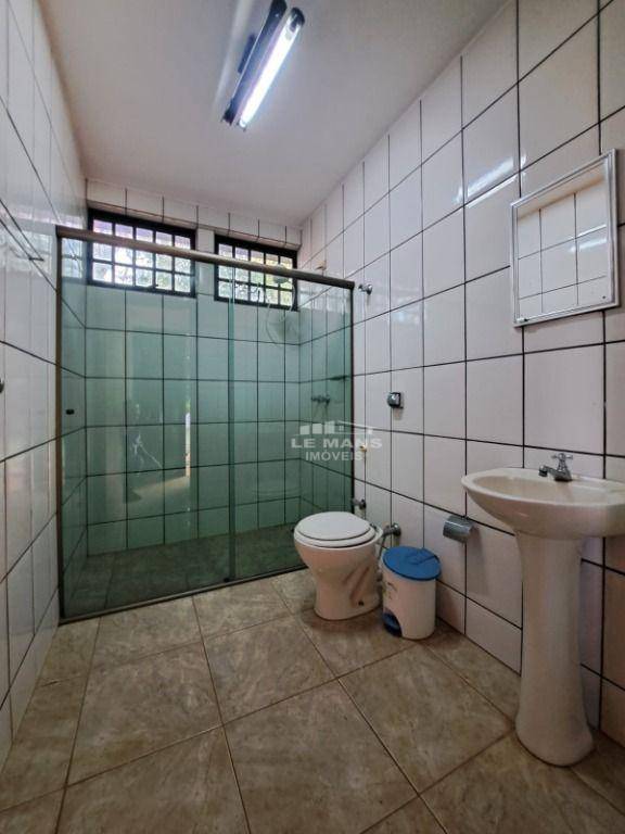 Chácara à venda e aluguel com 5 quartos, 750m² - Foto 30