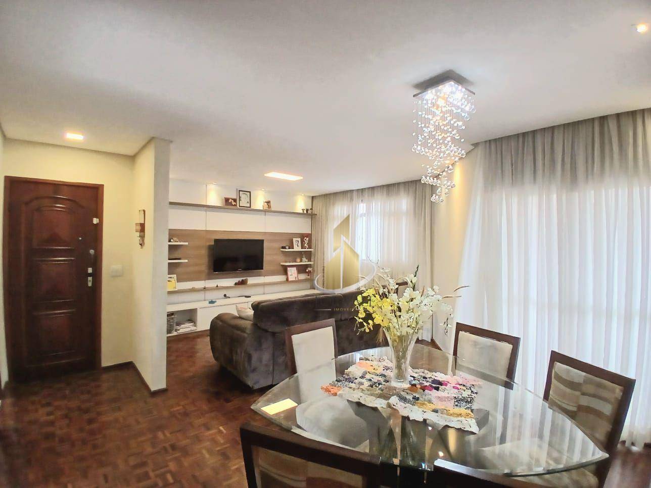 Apartamento à venda com 3 quartos, 97m² - Foto 1