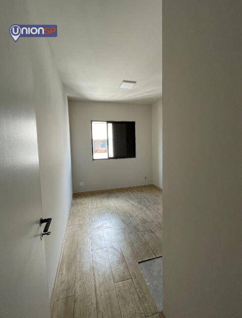 Apartamento à venda com 2 quartos, 52m² - Foto 3