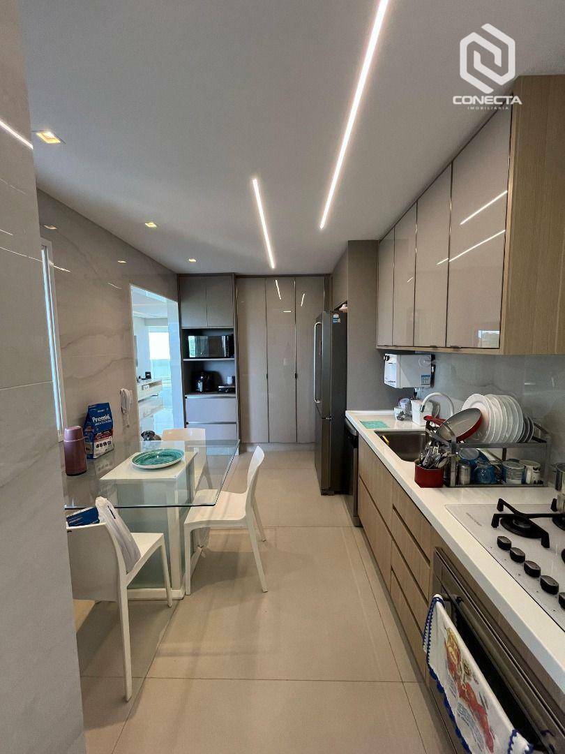 Apartamento à venda com 4 quartos, 200m² - Foto 20