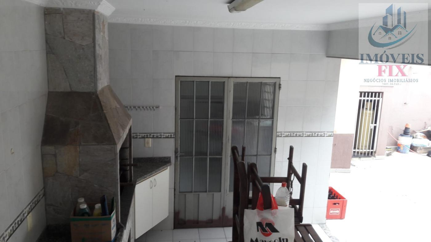 Casa à venda com 4 quartos, 198m² - Foto 7