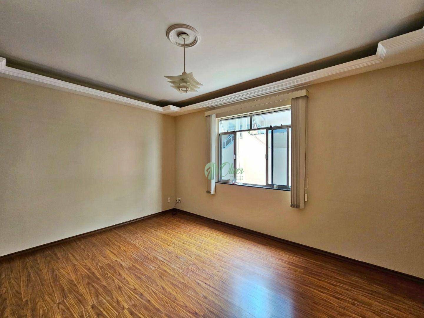 Apartamento à venda com 3 quartos, 90m² - Foto 4