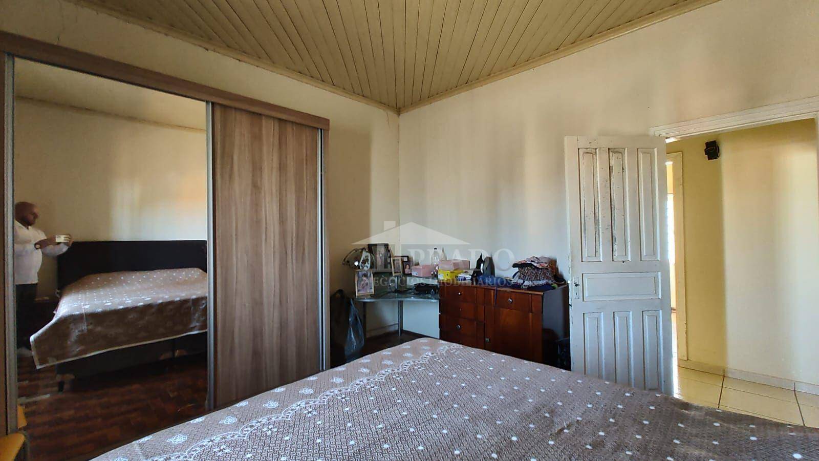 Casa à venda com 4 quartos, 194m² - Foto 8